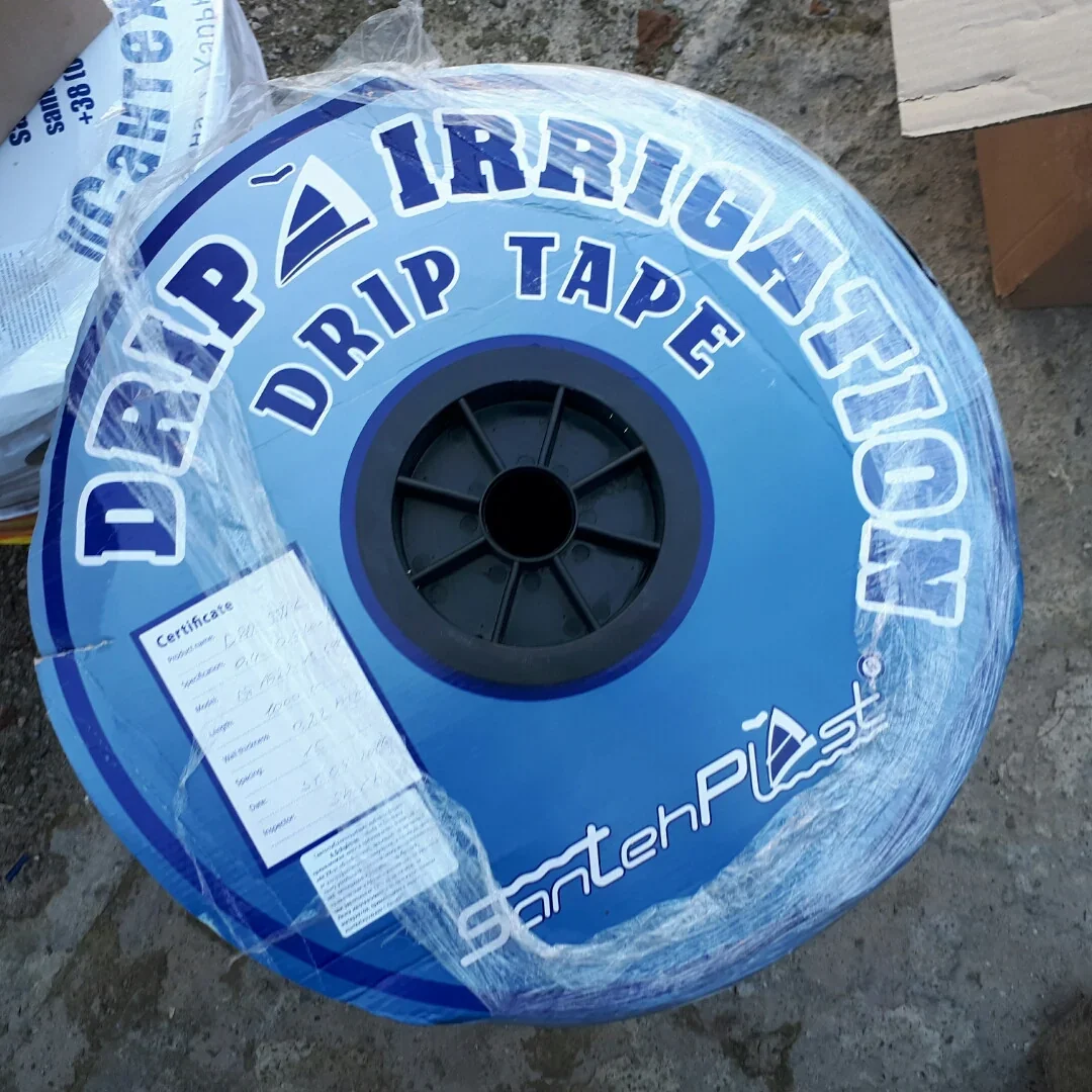 Стрічка з емітером "STP" 9mil, через 15см, водовилив 1,38 л / год, 500м / бухт от Santehplast - купить в интернет-магазине